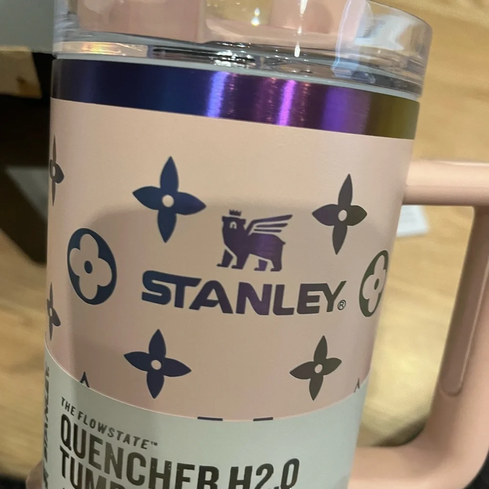 LV Stanley - Picture 9 of 9